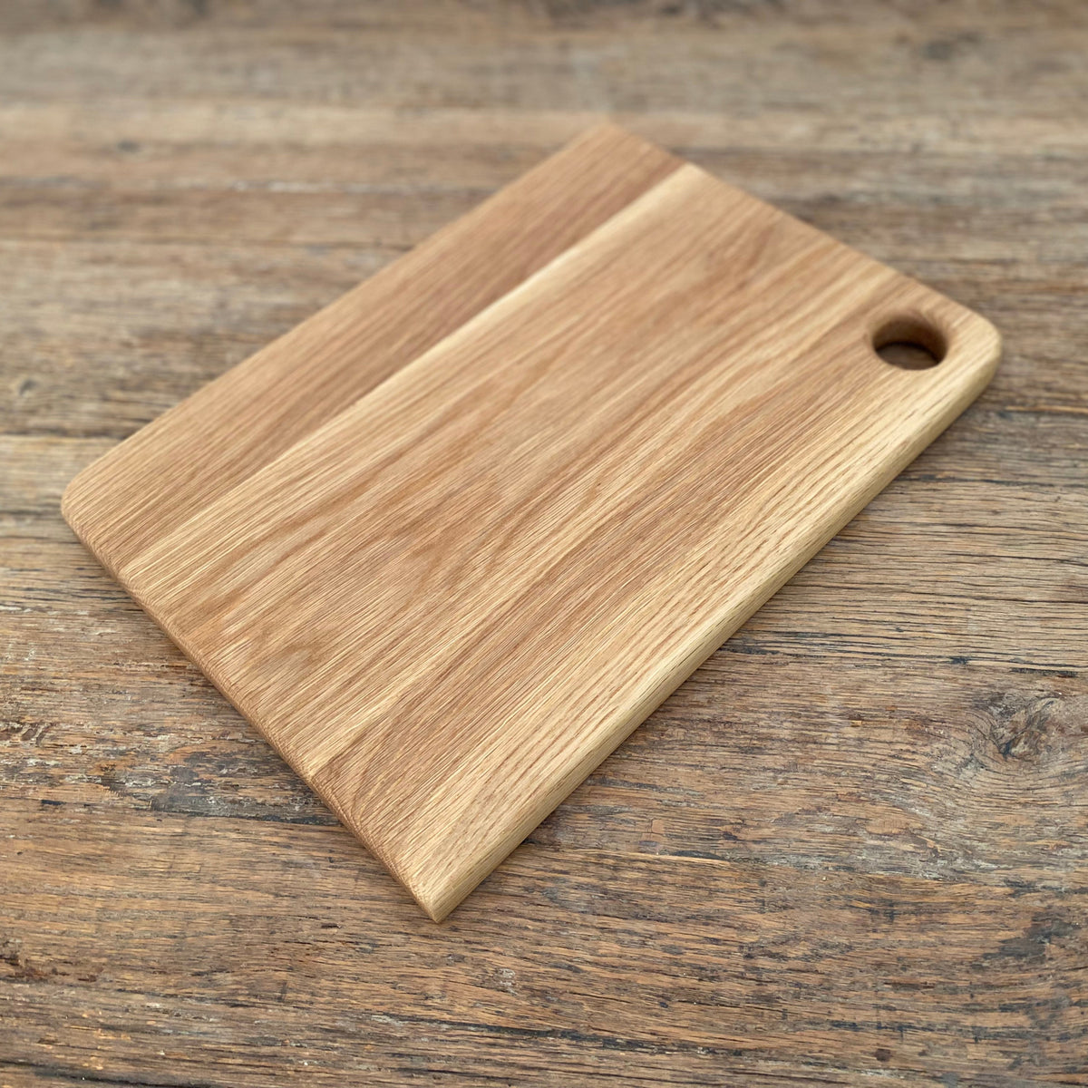 White Oak Chopper Board Large — flat lay showing grain detail